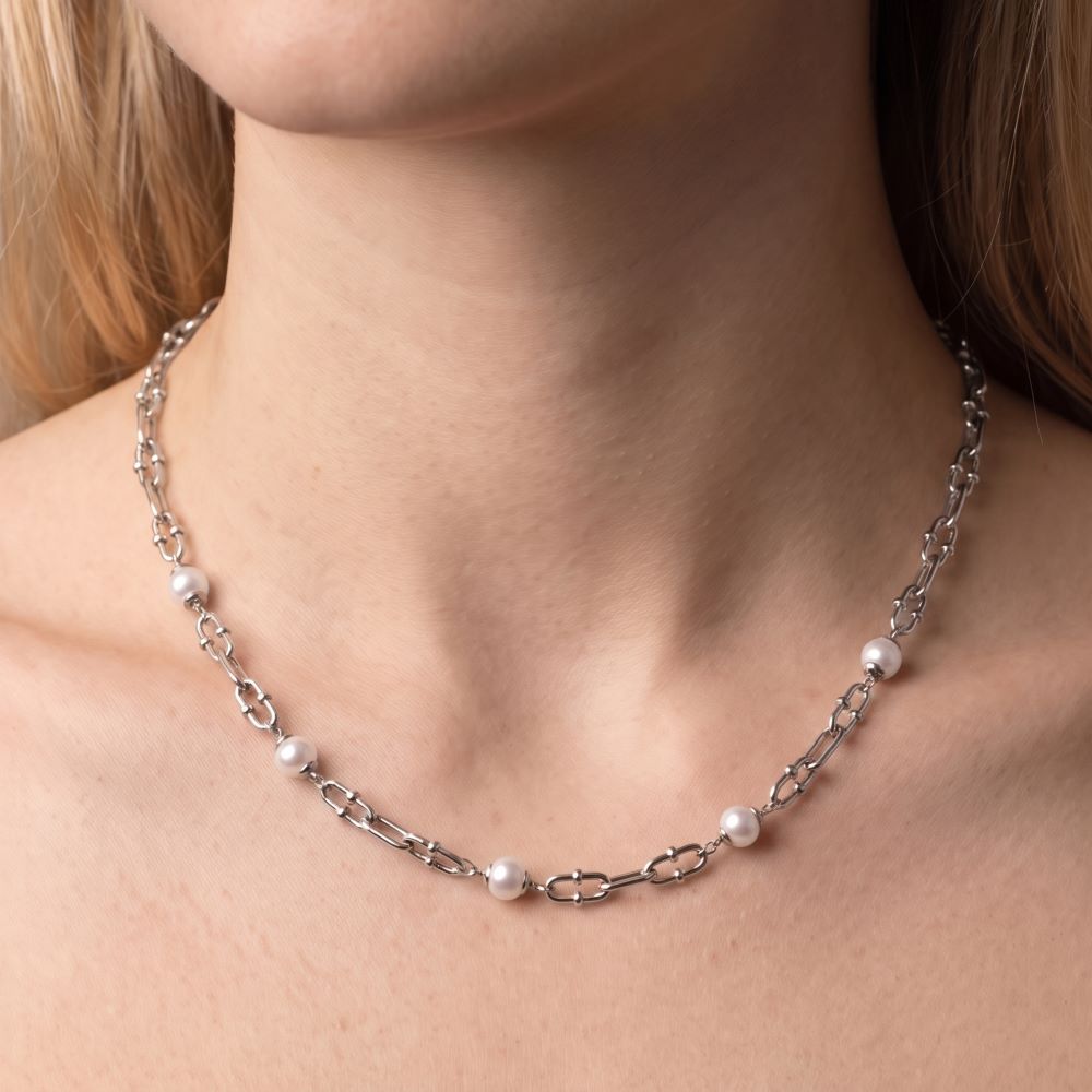 Italian Couture Inspired Necklace With Pearls