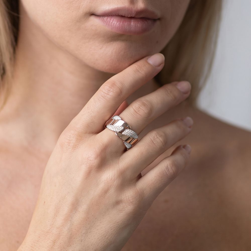 Italian Pave Swirl Band Ring