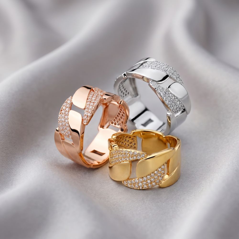 Italian Pave Swirl Band Ring