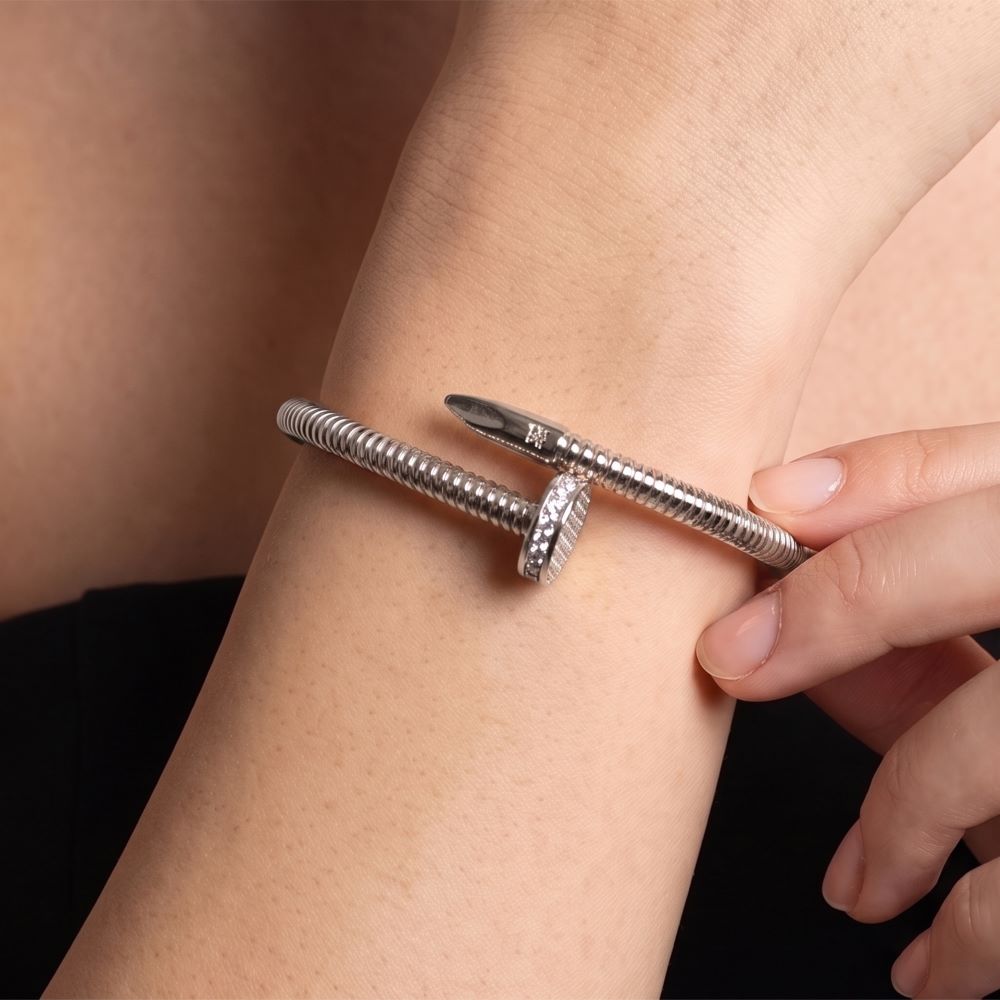 Italian Couture Inspired Tubogas Nail Head Bracelet