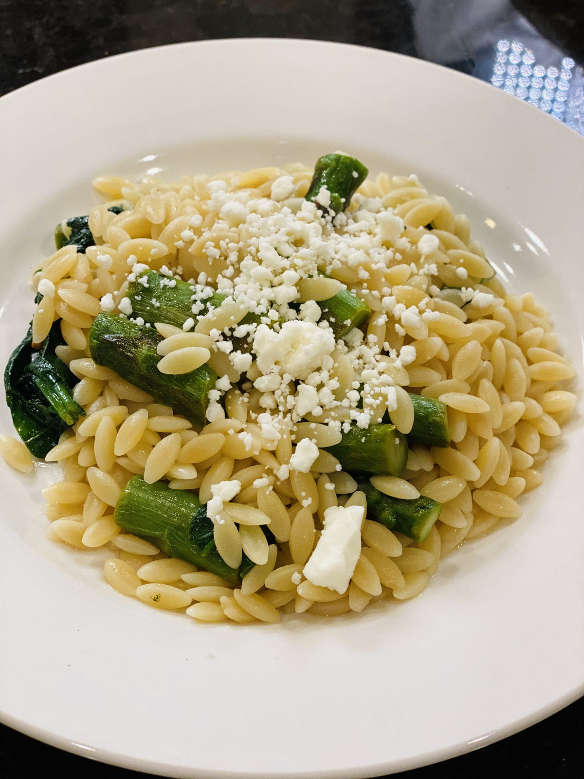 Lemon Orzo Salad with Asparagus, Spinach, and Feta