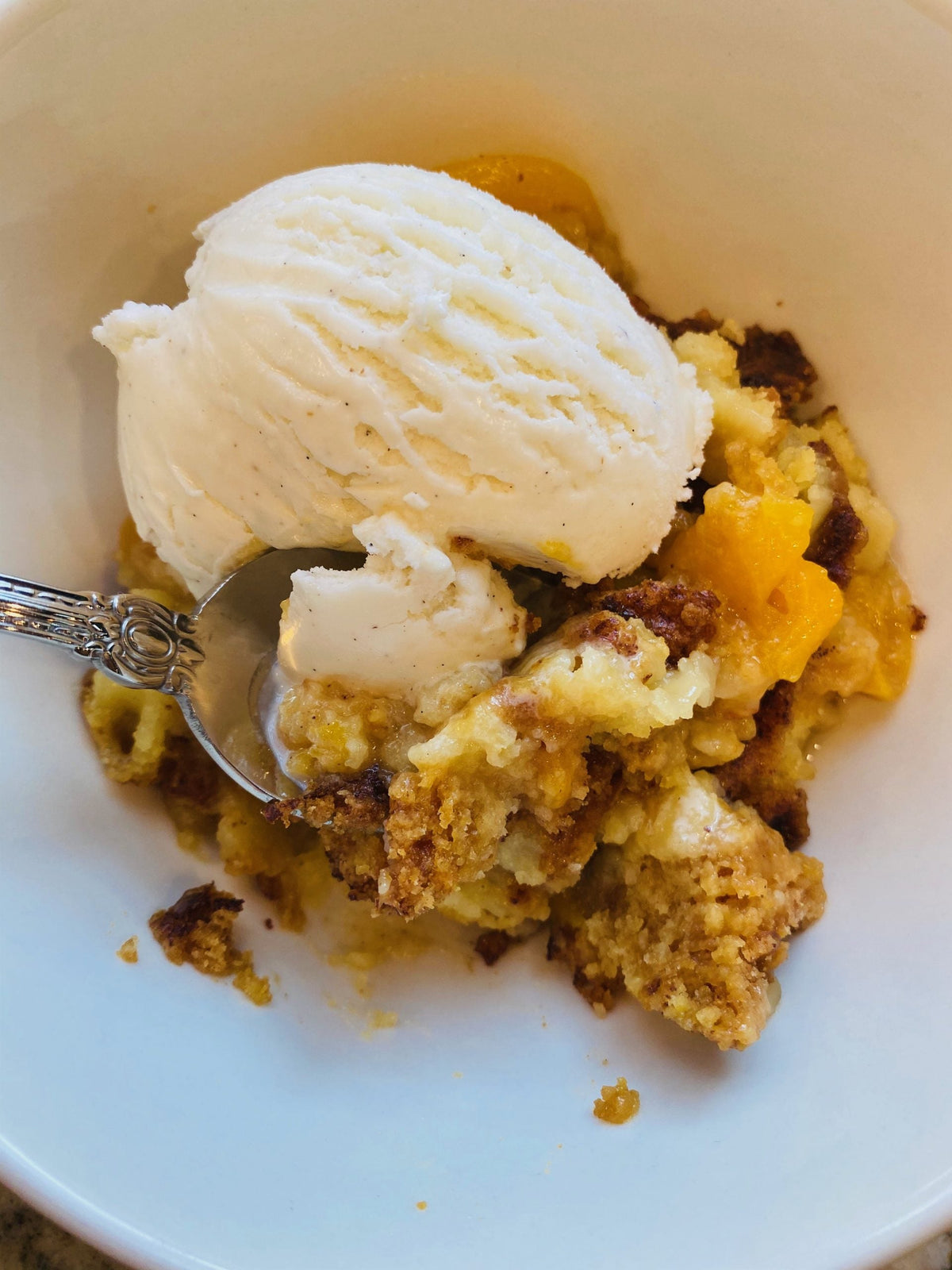 Peach Dump Cake: A Quick and Easy Treat!