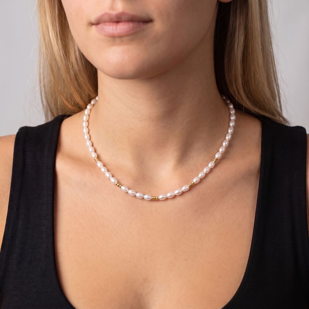 Italian Pearl Necklace With Bead Stations