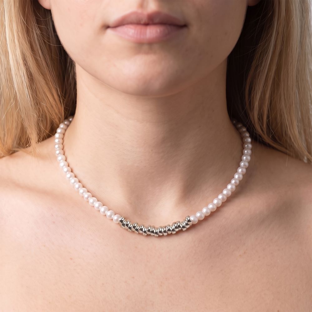 Italian Freshwater Pearl Necklace With Center Rings