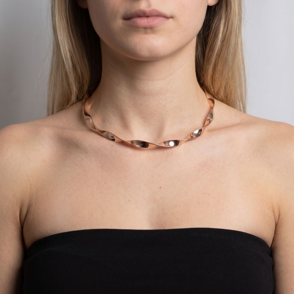 Italian Twisted Ribbon Collar Necklace